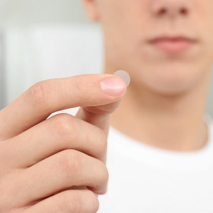 AcneOff - Onzichtbare acne-verwijderende puistjespleister
